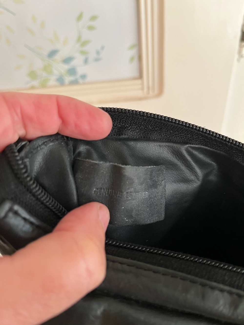 Black Leather Zip Wallet Pouch - Picture 9 of 9